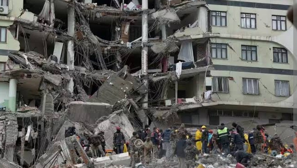 एशिया के कई देशों में भूकंप के झटके, पाकिस्तान में 9 लोगों की मौत