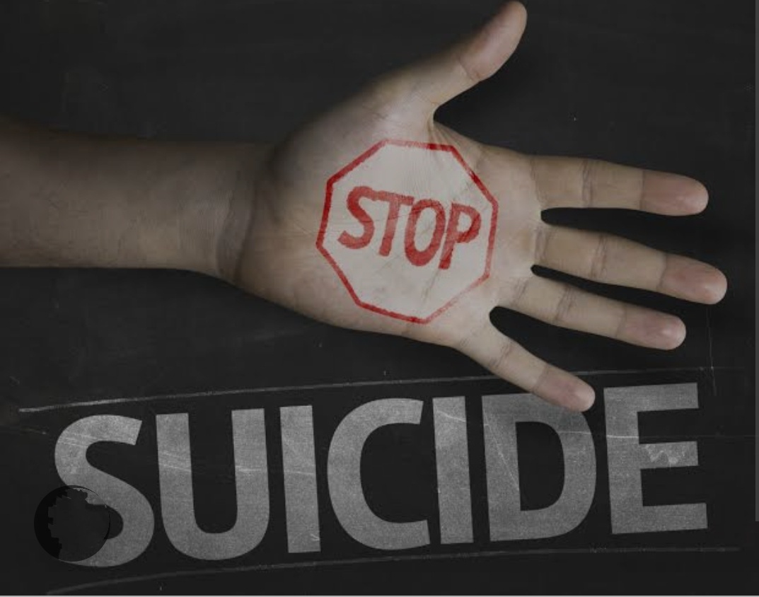 CG : तहसील के लिपिक ने की आत्महत्या - सोसाइड नोट में जिले के तीन डिप्टी कलेक्टर और स्टोनो को बताया जिम्मेदार 